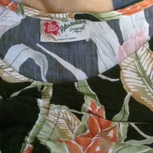 Hawaiian blouse